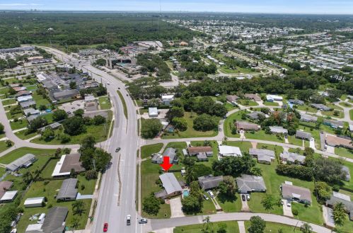 774 Prima Vista Blvd, Fort Pierce FL  34952-2275 exterior