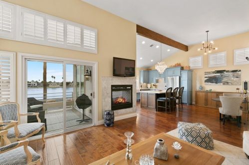 5548 Spinnaker Bay Dr, Long Beach, CA 90803-6804