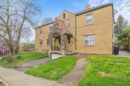 66 Meadowcroft Ave, Pittsburgh, PA 15216-1552