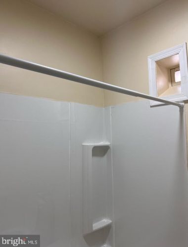 1055 Thurman St, Camden NJ  08104-1551 exterior