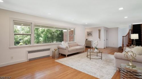 448 New Providence Rd, Mountainside, NJ 07092-1421