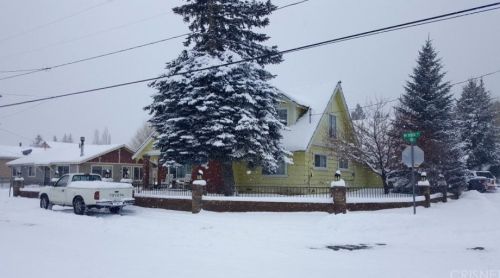 945 Mount Doble Dr, Big Bear City, CA 92314-9774