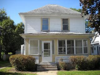 408 Maple St, Creston IA  50801-2344 exterior