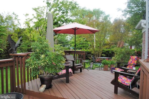 8201 Frst Hl Dr, Melrose Park PA  19027-1520 exterior