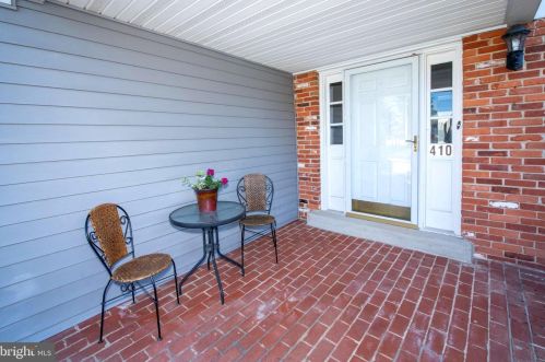 410 Steven St, Norristown PA  19403-2614 exterior