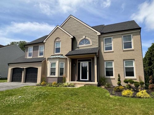 4627 Concord Cir, Easton, PA 18045-8131