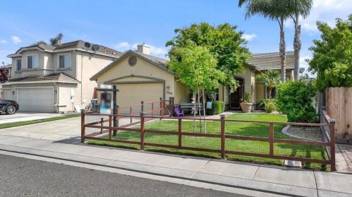 2206 Barger Way, Riverbank, CA 95367-9529