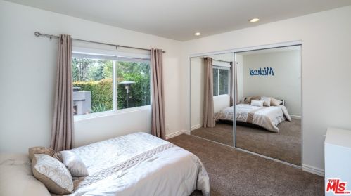 1732 Bonita Vista Dr, La Canada CA  91011-1614 exterior