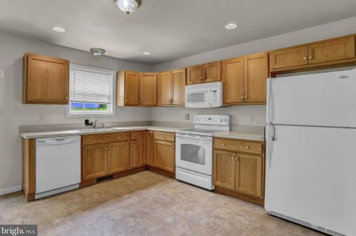 343 Atlantic Ave, Red Lion PA  17356-1509 exterior