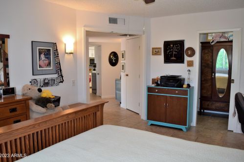 19455 Star Rdg Dr, Sun City AZ  85375-4118 exterior