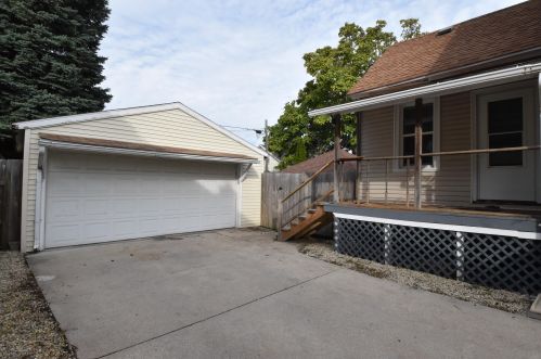 4024 10 Ave, Kenosha WI 53140-5546 exterior