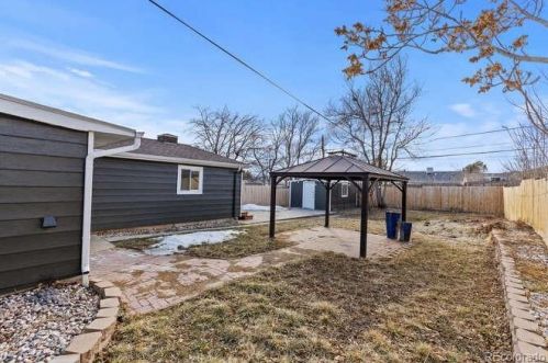 2833 Gray St, Denver CO  80214-8123 exterior