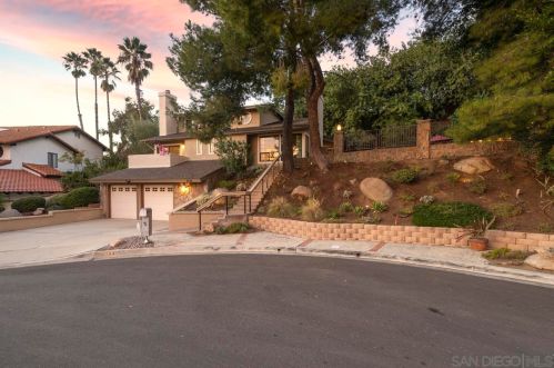 4784 Jeffer Ln, La Mesa, CA 91941-5623