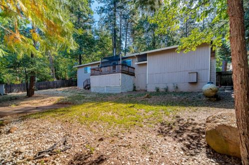 15274 Pammy Way, Grass Valley CA  95949-6522 exterior