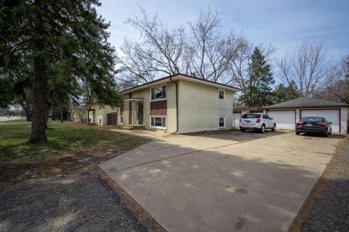 9140 Lexington Ave, Lino Lakes, MN 55014-3625