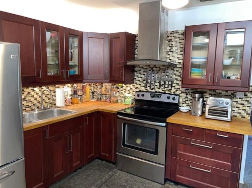 1547 57th Ave, Saint Petersburg, FL 33703-2040