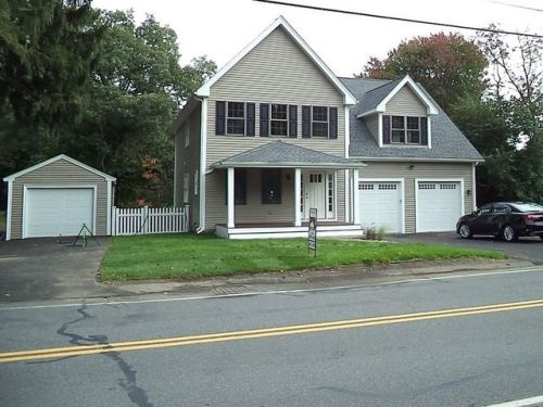 103 Pemberton St, Walpole, MA 02081-2034