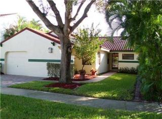 2705 Bridge Rd, Hollywood, FL 33026-3664