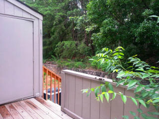 7124 Woods Crossing Dr, Roanoke VA  24018-9057 exterior