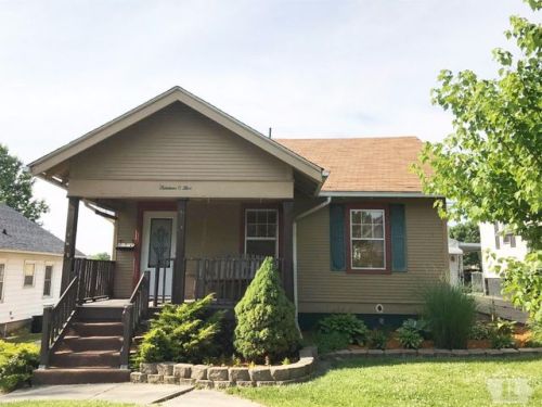 1305 4th St, Cliffland, IA 52501-3213