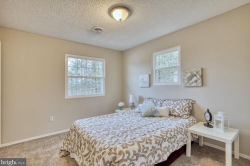 305 Harrison Cir, Locust Grove VA  22508-5256 exterior