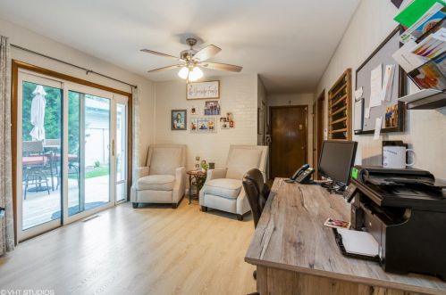 9812 Delaware Pl, Hammond IN  46322-3300 exterior