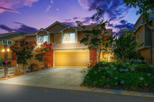 584 Folsom Cir, Milpitas, CA 95035-3540