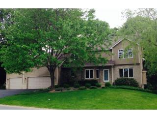 1528 Covington Ln, Saint Paul, MN 55122-2703