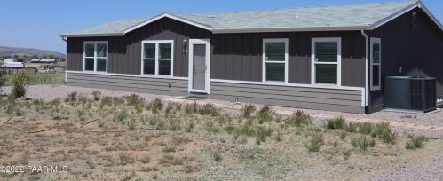 995 Firesky Ln, Chino Valley, AZ 86323-7210