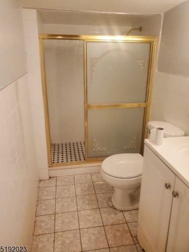 69 New York Ave, Newark NJ 07105-1210 exterior