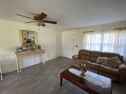 803 James Ave, Lehigh Acres, FL 33936-3343