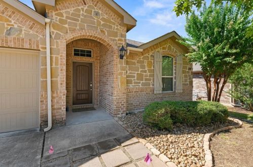 4517 Chestnut Meadows Bnd, Georgetown TX  78626-7143 exterior