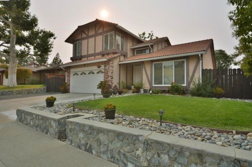 2220 Daffodil Dr, West Pittsburg, CA 94565-4465