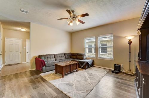 2310 Emerald Ln, Texas City TX  exterior