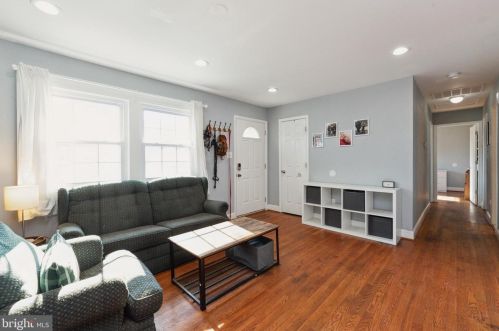 15108 Costa Dr, Woodbridge VA  22193-1647 exterior