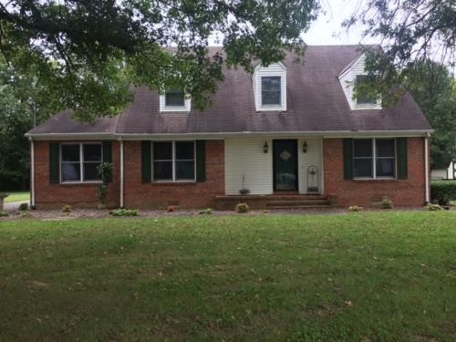 111 Idle Dr, Shelbyville TN  37160-5110 exterior