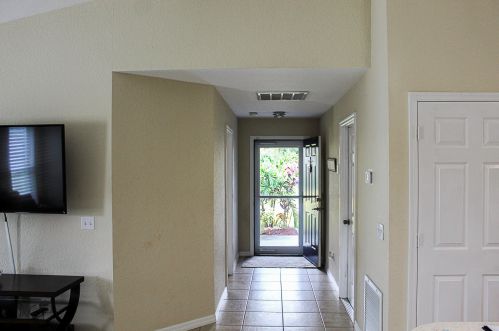 1430 26th Ct, Vero Beach FL  32962-6042 exterior