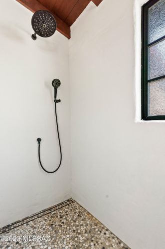 702 Chula Vis Rd, Tucson AZ 85718-1116 exterior