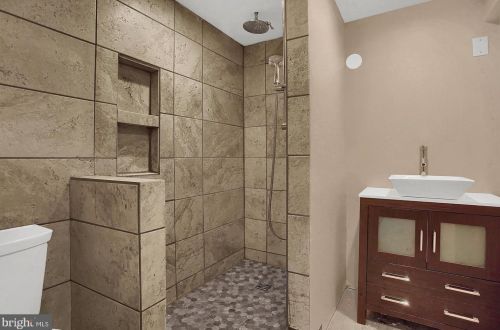 3655 Derry St, Harrisburg PA 17111-4354 exterior