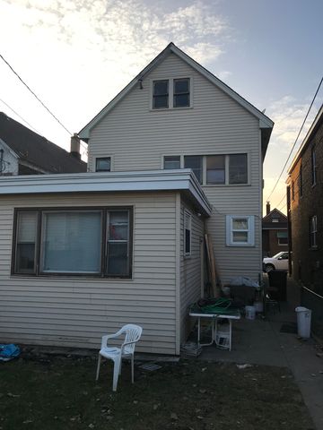 2111 New York Ave, Whiting, IN 46394-1930