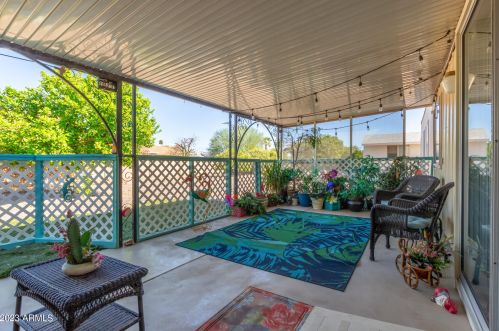 9934 Oak Rdg Dr, Sun City AZ 85351-1658 exterior