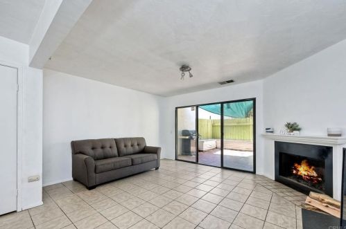 9230 Carlton Oaks Dr, Santee CA  92071-2308 exterior