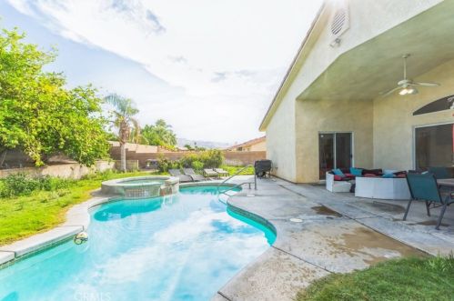 65842 Flora Ave, Desert Hot Springs CA  92240-4545 exterior