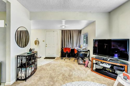 516 Packard Dr, Grass Valley CA  95945-7023 exterior