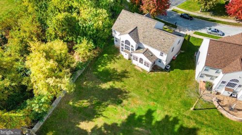 515 Florence Fields Ln, New Castle DE  19720-8752 exterior