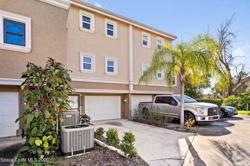 5085 Riveredge Dr, Titusville, FL 32780-7322