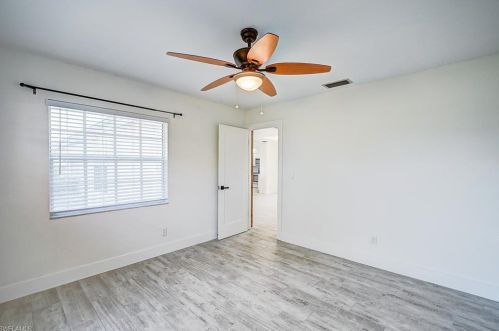 208 43 Ter, Cape Coral FL  33904-8425 exterior