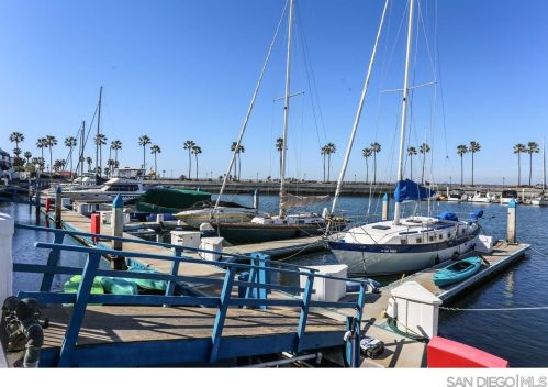 80 Montego Ct, San Diego CA 92118-3253 exterior