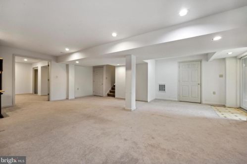 110 Gleneagles Dr, Blue Bell PA  19422-3240 exterior