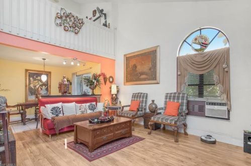 938 Augusta Blvd, Naples, FL 34113-7564